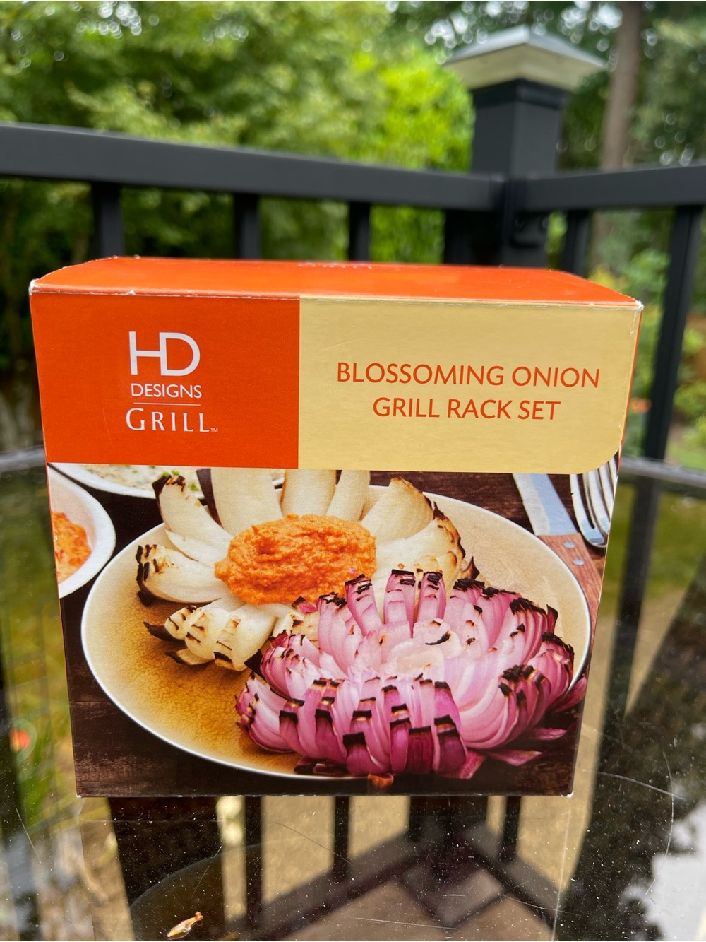 HD Designs Grill Blossoming Onion Grill Rack Set - Orange & Cream Packaging